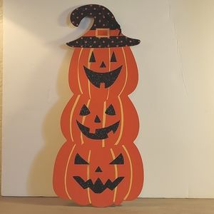 Halloween Jack o Lantern Wearing A Witches Hat